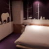 HOTEL PARIS(パリス)(渋谷区/ラブホテル)の写真『206号室お部屋に入ったところからベッド方向』by へんりく