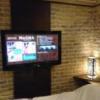 HOTEL MASHA（マシャ）(豊島区/ラブホテル)の写真『405号室 ベッドの横にテレビとエアコン』by なめろう