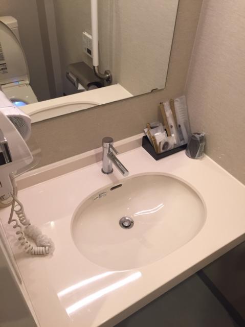 ホテル大山(新宿区/ラブホテル)の写真『103号室　洗面台』by きーくん