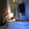 WILL URBAN（ウィルアーバン）日本橋(中央区/ラブホテル)の写真『502号室  ベッドより玄関を望む』by ルーリー９nine