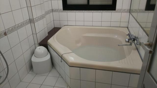 HOTEL LX 諏訪（レックス)(諏訪市/ラブホテル)の写真『312号室、浴槽』by 折口 直公