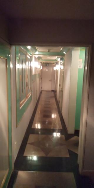 ホテル 愛(台東区/ラブホテル)の写真『３階の廊下』by おこ