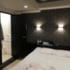 ホテル アトランタ(豊島区/ラブホテル)の写真『504号室　ベッド』by ところてんえもん