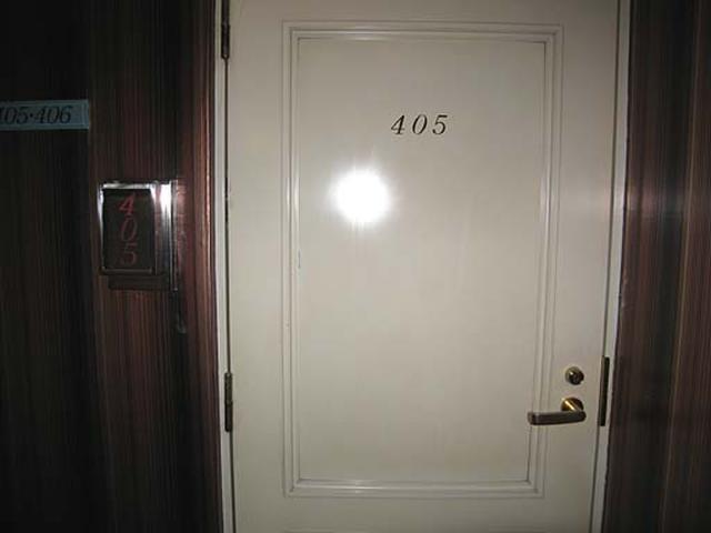 HOTEL 絆（きずな）(台東区/ラブホテル)の写真『405号室　ドア』by nognog