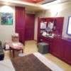 HOTEL BARCH（バーチ）(町田市/ラブホテル)の写真『206号室、部屋奥から』by もんが～