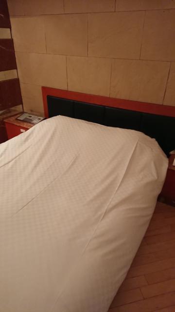 HOTEL TIFFARD（ティファード）(新宿区/ラブホテル)の写真『315号室、ベッド』by ビデ三郎