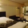 HOTEL IG（アイジー）(川崎市川崎区/ラブホテル)の写真『303号室（部屋奥から入口方向）』by 格付屋