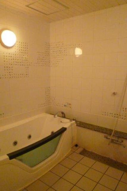 HOTEL IG（アイジー）(川崎市川崎区/ラブホテル)の写真『303号室（浴室）』by 格付屋