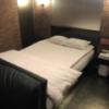 HOTEL SIX（ホテルシックス）(大阪市/ラブホテル)の写真『201　ベッド　いい感じですよね』by 輝rin