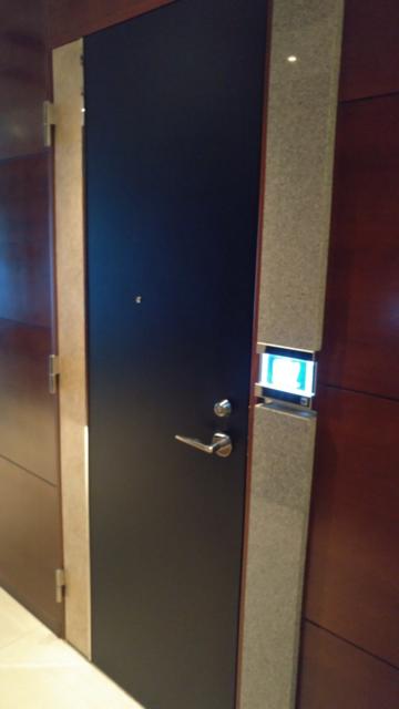 アペルト(豊島区/ラブホテル)の写真『902号室 客室ドア』by 来栖