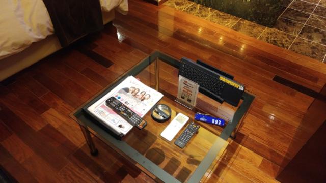 アペルト(豊島区/ラブホテル)の写真『902号室 PCボード ネット利用可能』by 来栖