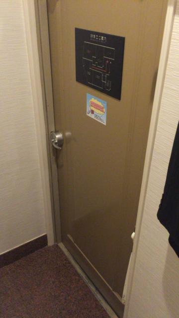 HOTEL EXCELLENT(エクセレント)(新宿区/ラブホテル)の写真『101号室  玄関扉』by hireidenton