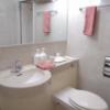 アミー(豊島区/ラブホテル)の写真『318号室　洗面台とトイレ』by マーケンワン