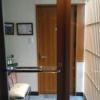 HOTEL GRASSINO URBAN RESORT(立川市/ラブホテル)の写真『402号室　室内から見た洗面所＆トイレのドア』by 140キロの坊主