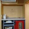 ドルフィン(新宿区/ラブホテル)の写真『203号室 持ち込み用と販売用冷蔵庫、食器類、ポット、エアコン、BOSEのスピーカー！』by なめろう