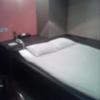 池袋パークサイドホテル(豊島区/ラブホテル)の写真『207号室 ベッドは硬めでした。別アングル。』by セイムス