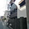 ノアノア(川崎市川崎区/ラブホテル)の写真『203号室利用。昼間の外観です。なぜか電動自転車が。』by キジ