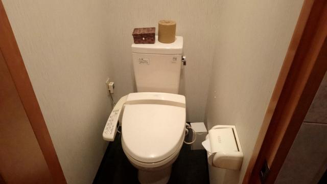HOTEL K Omiya(さいたま市大宮区/ラブホテル)の写真『407号室　トイレ』by かーたー