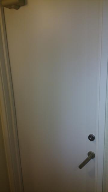 レンタルルーム コスモス(千代田区/ラブホテル)の写真『103号室　入口のドア』by 上戸 信二
