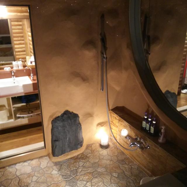 マナ・ハウス(蕨市/ラブホテル)の写真『407号室  浴室洗い場全景』by ルーリー９nine