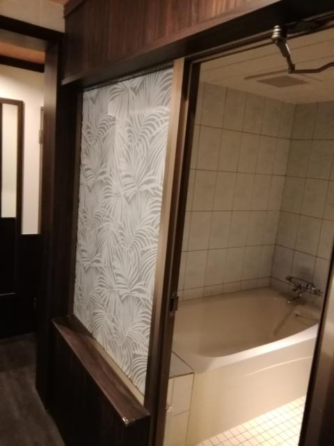 HOTEL Gran Bali Resort（グランバリリゾート）(川崎市川崎区/ラブホテル)の写真『301号室利用。お風呂はこんな感じで設置されてます。』by キジ