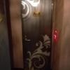 HOTEL Gran Bali Resort（グランバリリゾート）(川崎市川崎区/ラブホテル)の写真『301号室利用。3階の部屋の入口です。良い香りがします。』by キジ