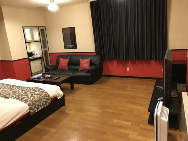 Hotel JIN（ジン）(浜松市/ラブホテル)の写真『503号室 入り口から』by ま〜も〜る〜