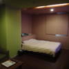 STARGATE HOTEL(スターゲート)(横浜市中区/ラブホテル)の写真『302号室 ベッド 部屋は広いです』by Plumper