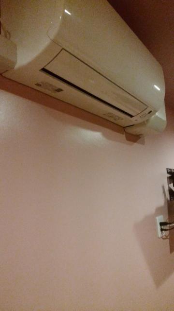 マンゴスチンホテル(町田市/ラブホテル)の写真『504号室　エアコン』by 上戸 信二