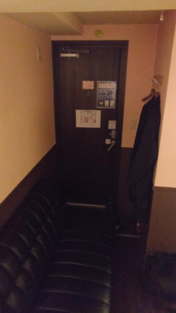 レンタルルーム アプレ(港区/ラブホテル)の写真『405号室 中から出入り口を撮影』by 偏頭痛 持ち男