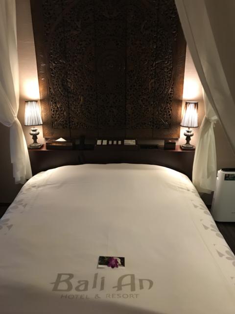 HOTEL Bali An Resort　新宿アイランド店(新宿区/ラブホテル)の写真『332号室 ベッド』by ずんどこ