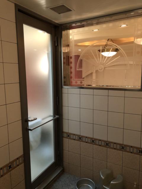ラモード新宿(新宿区/ラブホテル)の写真『205号室 バスルーム』by サトナカ