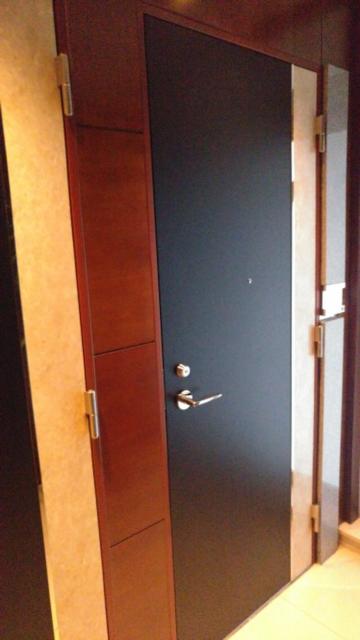 アペルト(豊島区/ラブホテル)の写真『905号室 客室ドア』by 来栖