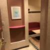ホテル101(浜松市/ラブホテル)の写真『14号室 部屋入口開けた所。右がベットルーム、左が洗面&amp;風呂。ニッチはお洒落』by ま〜も〜る〜