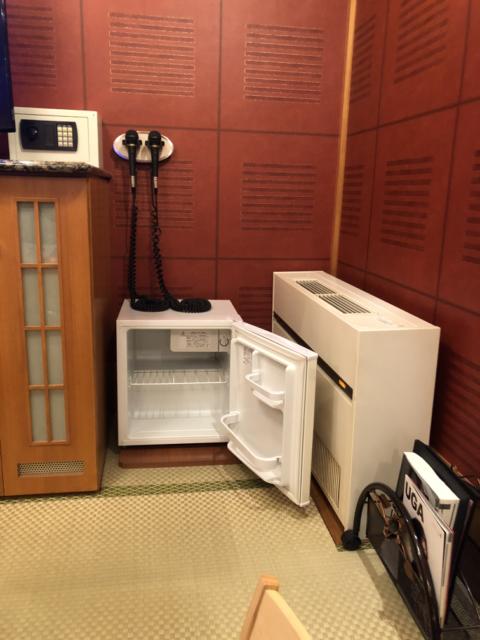 HOTEL Perrier(ペリエ)(新宿区/ラブホテル)の写真『501号室 持込冷蔵庫』by サトナカ