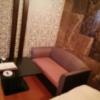 HOTEL BLANC（ブラン）(横須賀市/ラブホテル)の写真『18号室利用。応接セットです。』by キジ