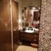 HOTEL BLANC（ブラン）(横須賀市/ラブホテル)の写真『18号室利用。洗面所です。左手前が階段。左奥がﾄｲﾚです。』by キジ