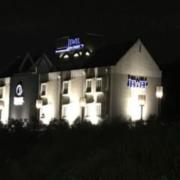 JEWEL HOTEL(ジュエル ホテル)(三好町/ラブホテル)の写真『夜の外観』by まさおJリーグカレーよ
