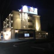 HOTEL K's MINE（ケイズマイン）(豊田市/ラブホテル)の写真『夜の外観』by まさおJリーグカレーよ