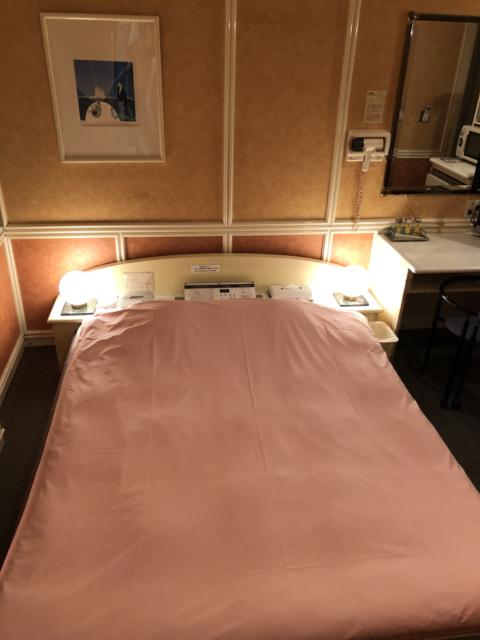 ホテル 日光(台東区/ラブホテル)の写真『301号室 ベッド』by みこすりはん