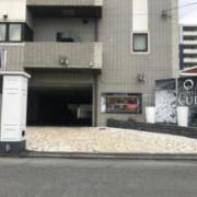 HOTEL CUE厚木(厚木市/ラブホテル)の写真『昼の外観』by まさおJリーグカレーよ