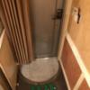 ホテル 日光(台東区/ラブホテル)の写真『301号室 玄関 靴2人分でいっぱい』by みこすりはん