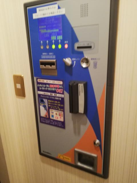XO新宿(新宿区/ラブホテル)の写真『408号室　自動精算機』by ところてんえもん