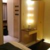 アペルト(豊島区/ラブホテル)の写真『407号室、ベッドから洗面所方面』by 弓使い