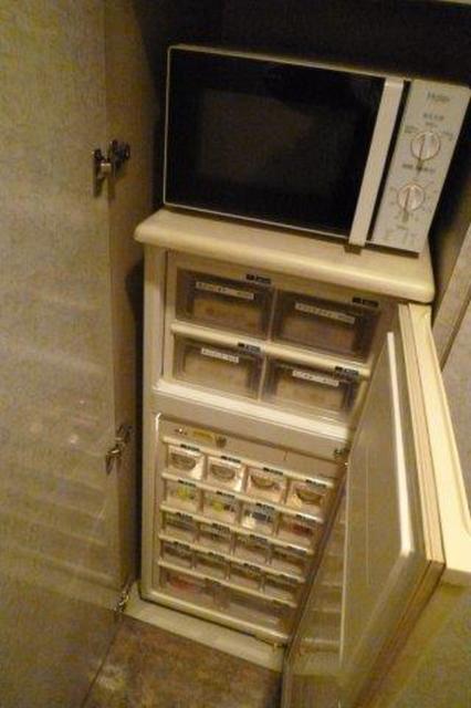 LISTO(リスト)(新宿区/ラブホテル)の写真『510号室（電子レンジ・自販。冷凍食品あります）』by 格付屋