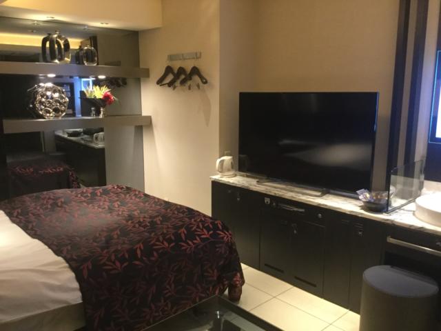 ホテルモアナ(新宿区/ラブホテル)の写真『406号室  浴室側から見た室内』by ACB48