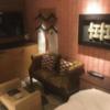 HOTEL REFRAIN(リフレイン)(豊島区/ラブホテル)の写真『206号室 大型TV、テーブル、ソファ』by ACB48