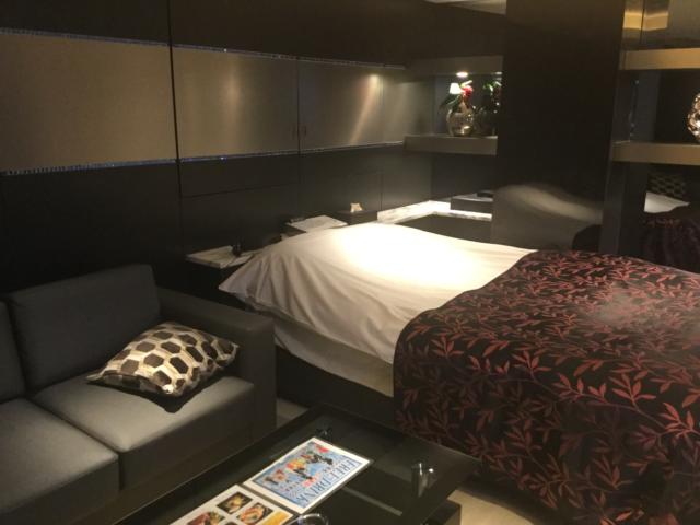 ホテルモアナ(新宿区/ラブホテル)の写真『406号室  お部屋入口から見た室内』by ACB48