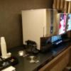 ホテル ニューヨーク(横浜市鶴見区/ラブホテル)の写真『202号室利用。エレベーターホールにドリンクバーがありました。』by キジ