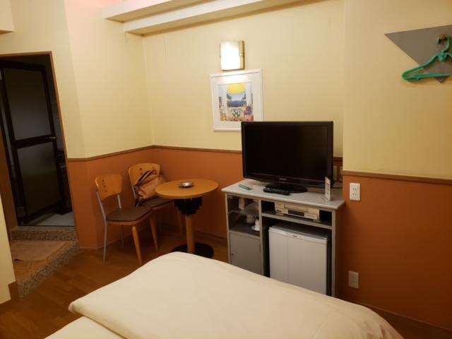ホテル エル(荒川区/ラブホテル)の写真『404号室枕元より2』by 洋平君